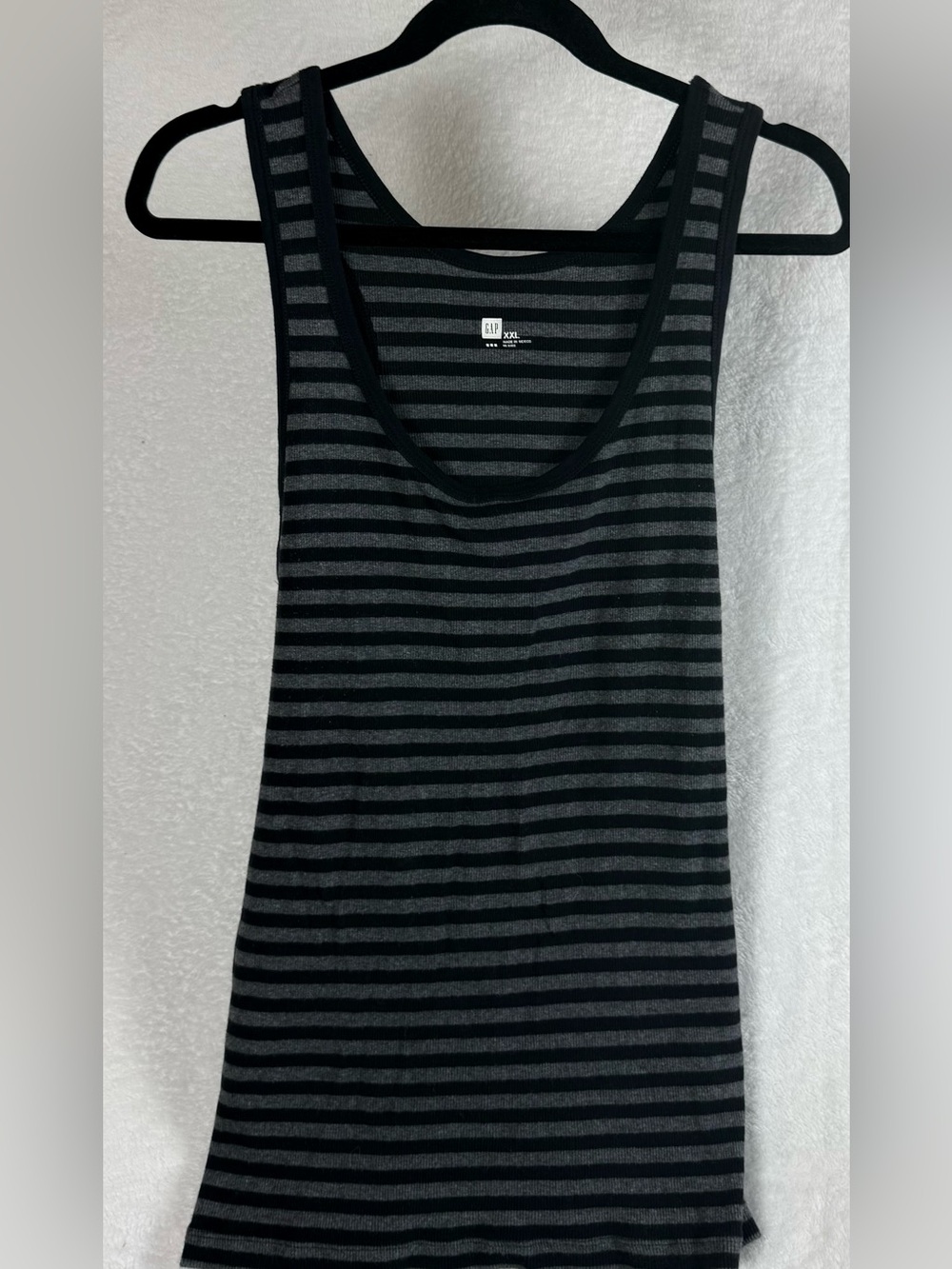 GAP Black and Charcoal Striped Tank Top - Size XXL